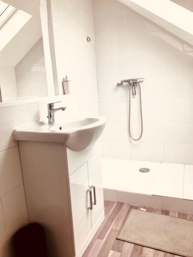 Apartament Casa Amarilla Avec Exterieur Nîmes Zewnętrze zdjęcie
