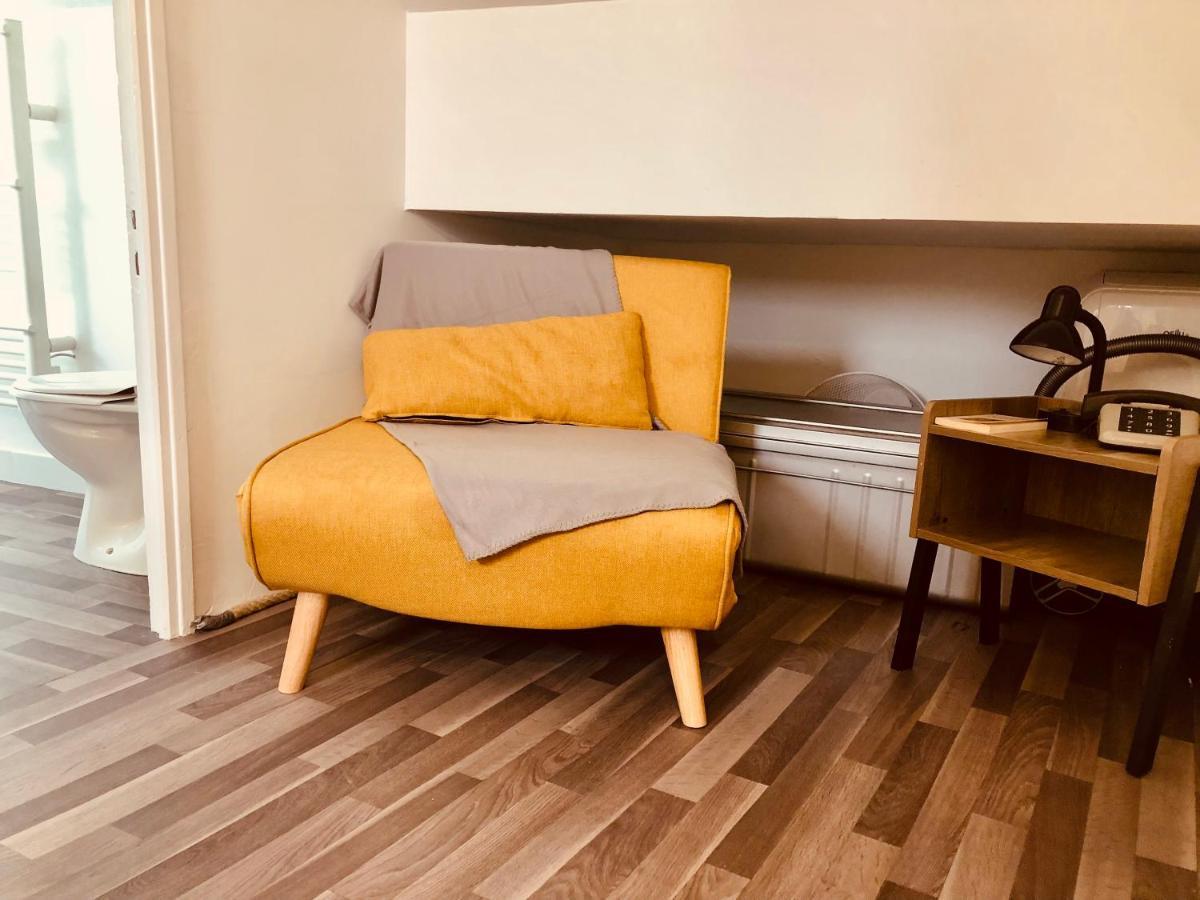 Apartament Casa Amarilla Avec Exterieur Nîmes Zewnętrze zdjęcie